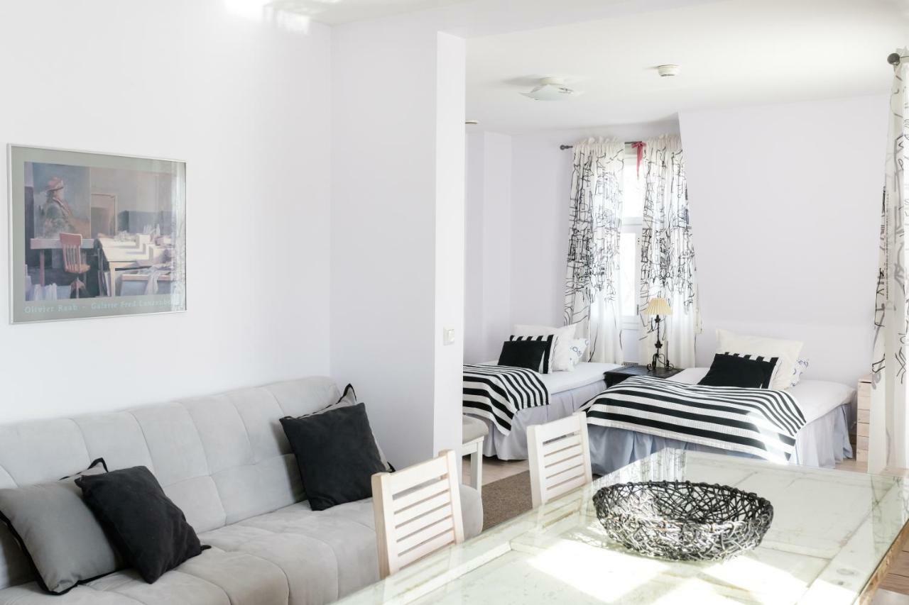 Boutique Hotel Tavis, Check In Olavinkatu 8 Savonlinna Exterior photo